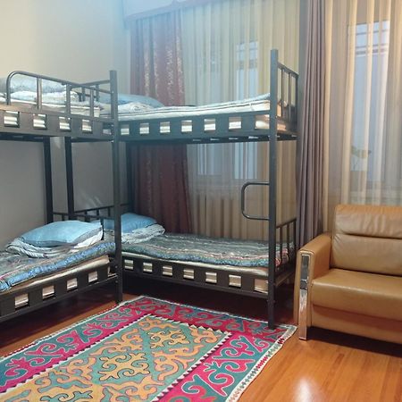 Kgb Home Hostel บิชเคก ภายนอก รูปภาพ