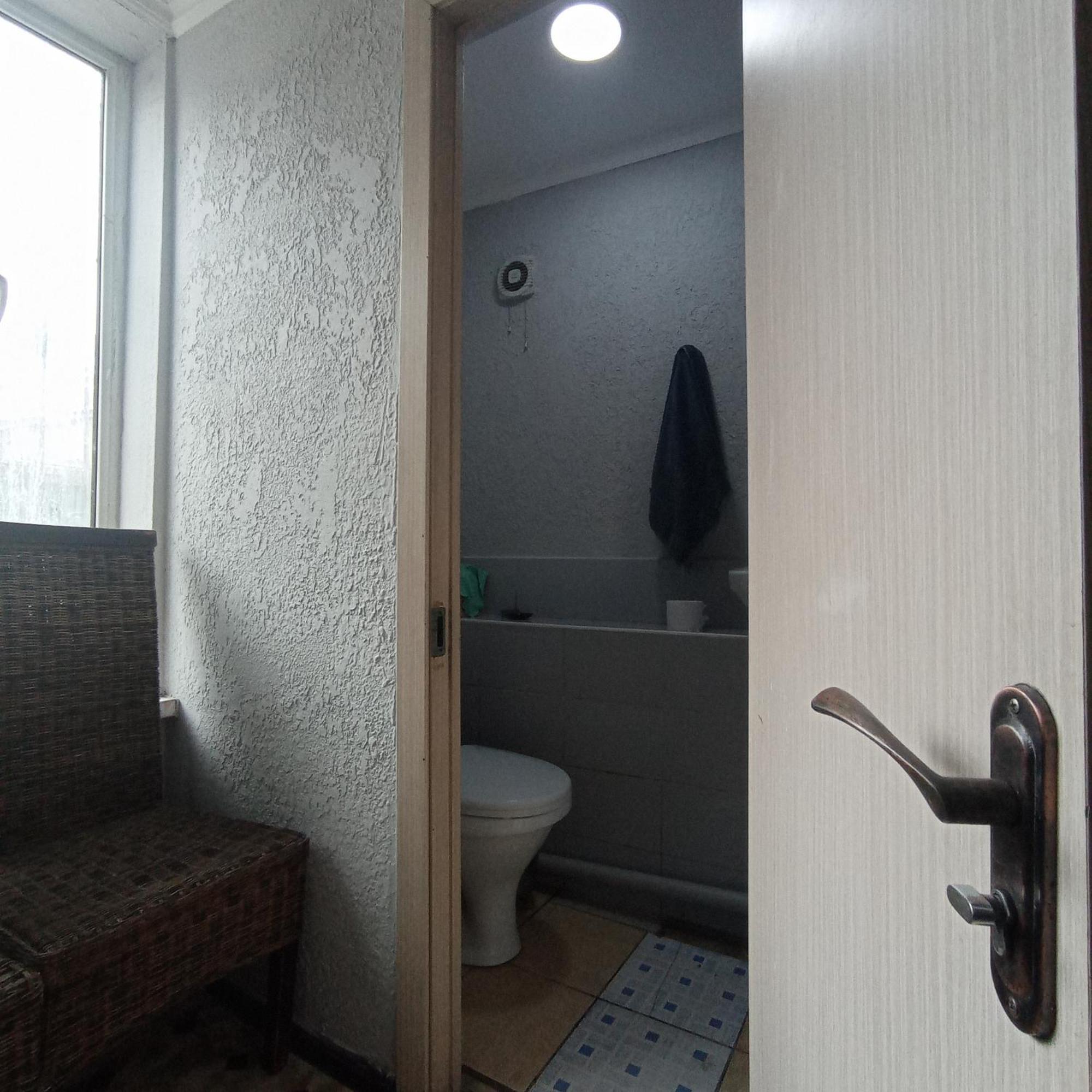 Kgb Home Hostel บิชเคก ภายนอก รูปภาพ