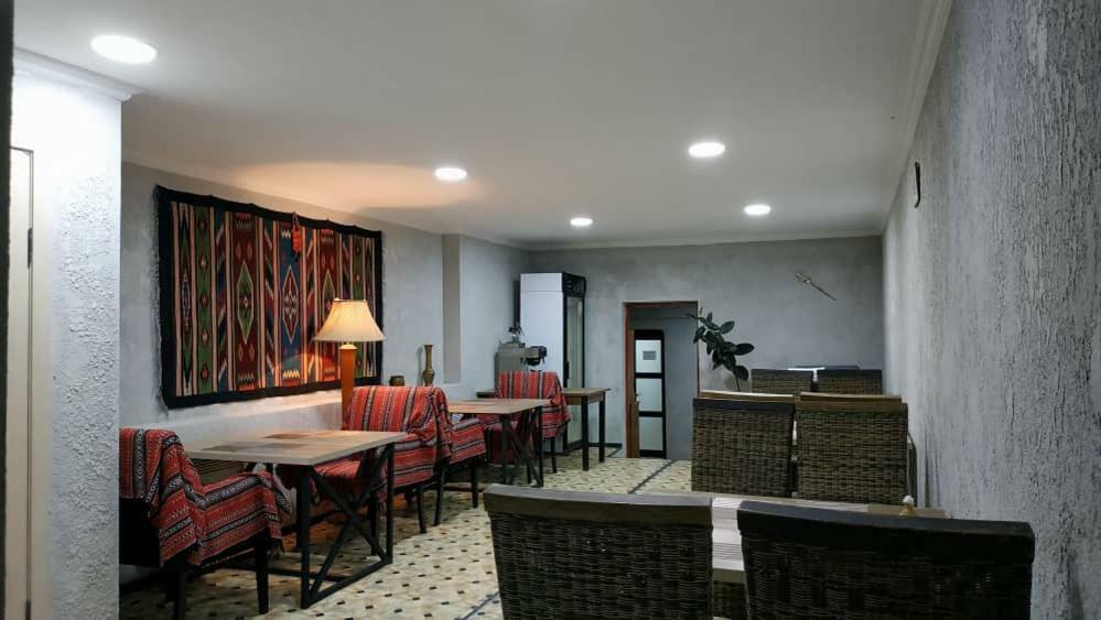 Kgb Home Hostel บิชเคก ภายนอก รูปภาพ